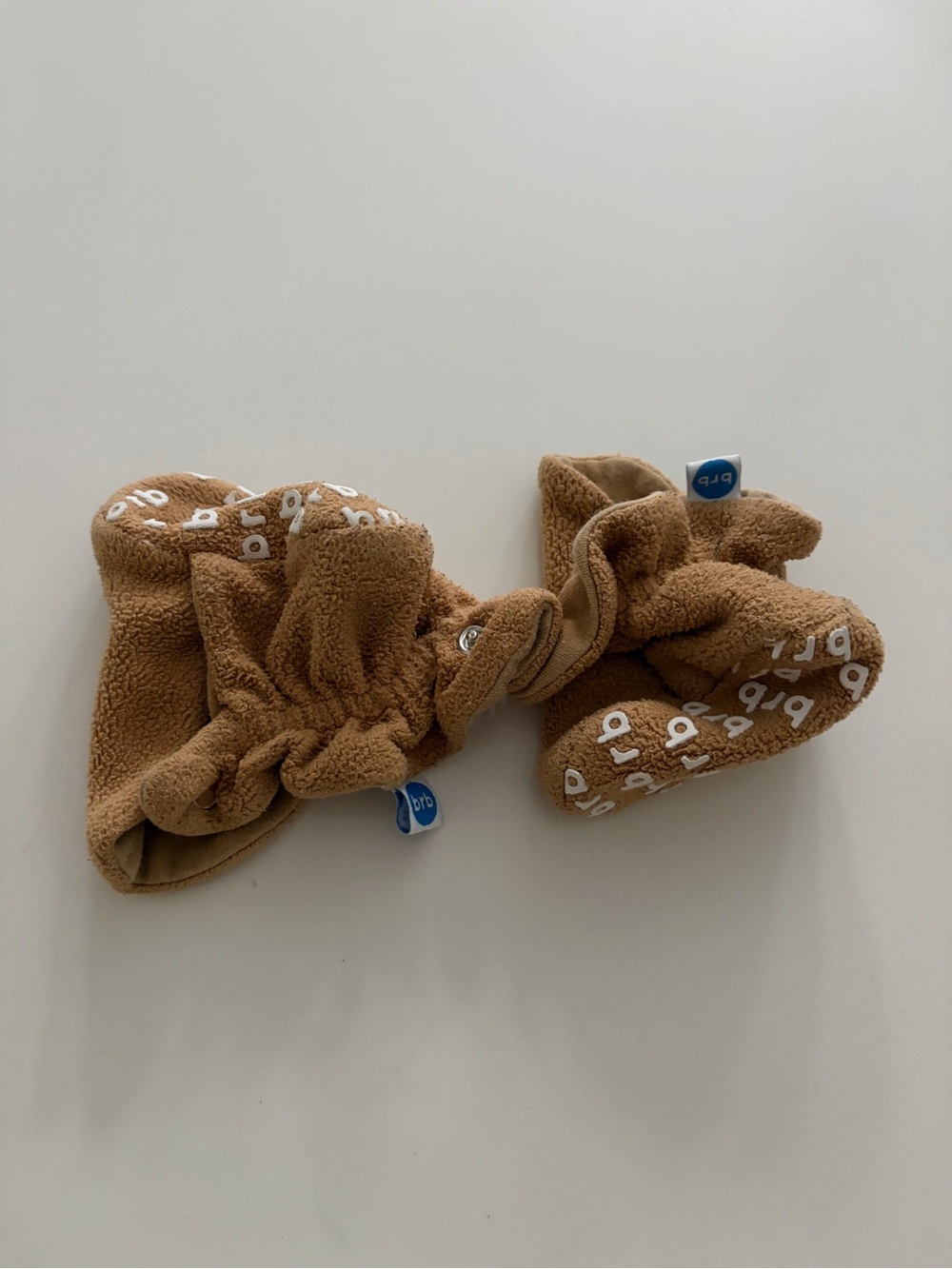 Bird Rocky Baby tan fleece booties